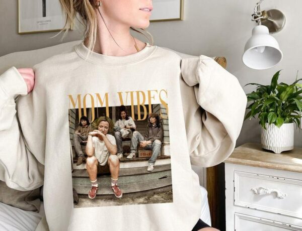 Mom Vibes Vintage Gift For Your Mother Shirt Sweatshirt Hoodie