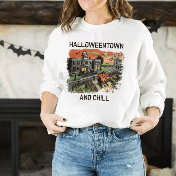 Halloweentown Est 1998 Sweatshirt, Halloweentown University, Retro Halloweentown Sweatshirt, Fall Sweatshirt, Halloween Sweatshirt